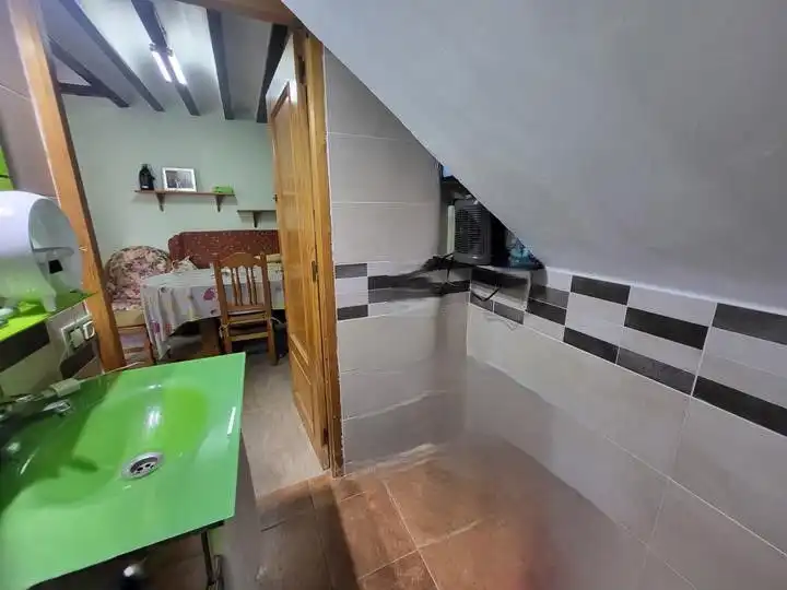 Cocina de Casa o chalet en venta en Sisante con Aire acondicionado, Calefacción y Amueblado