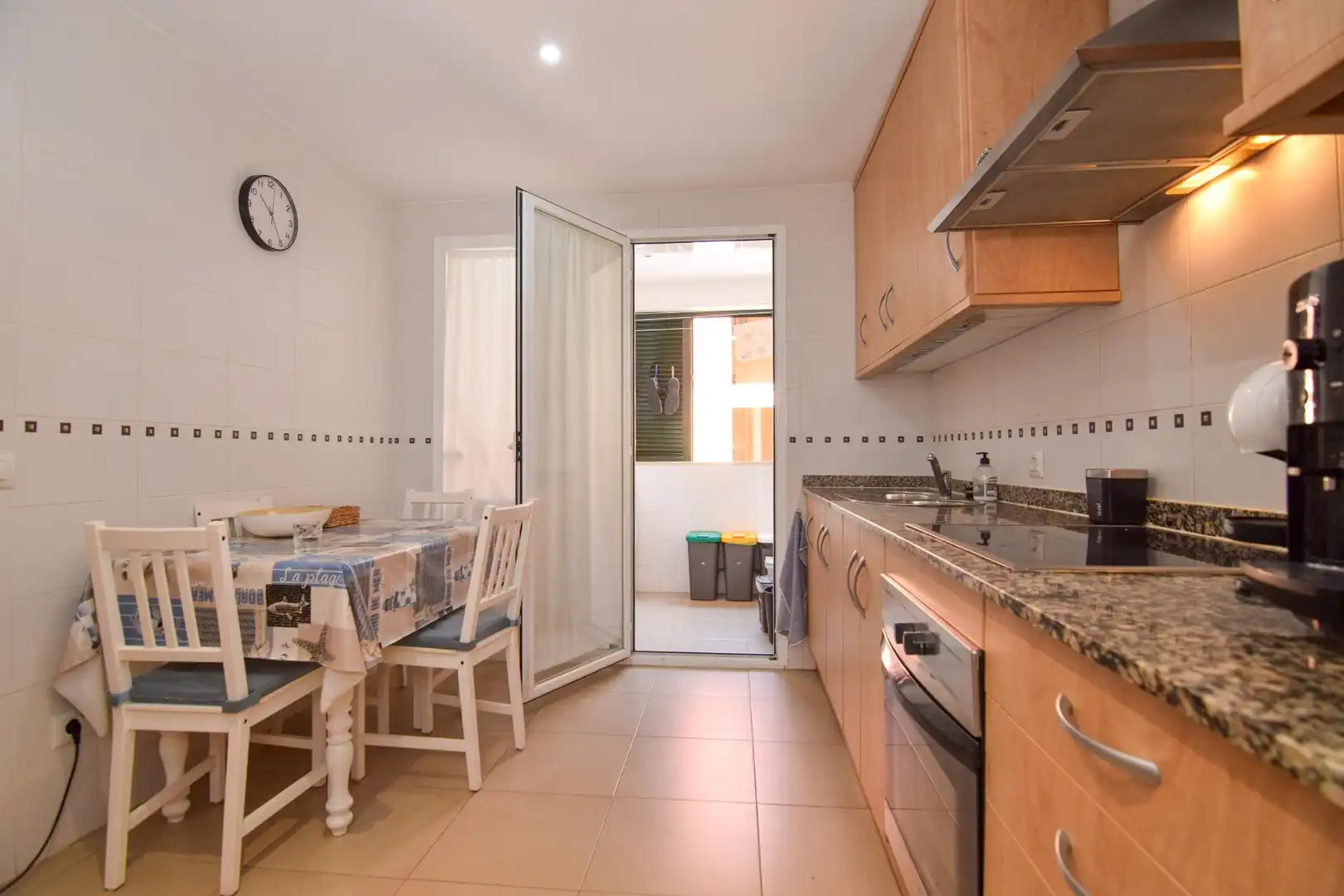 Cocina de Piso de alquiler en Artà con Aire acondicionado y Piscina comunitaria