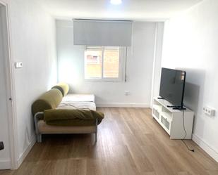 Living room of Apartment to rent in  Murcia Capital  with Air Conditioner, Furnished and Oven