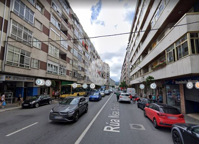 Local comercial en Alquiler en Sainza en Couto
