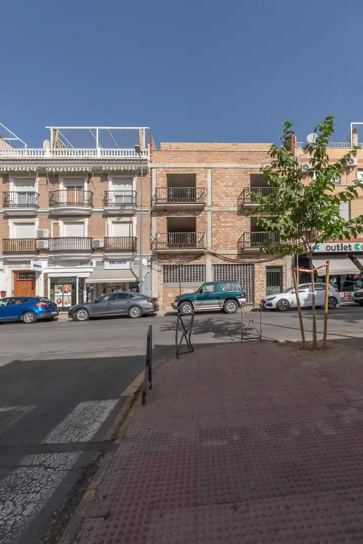 Vista exterior de Àtic en venda en Albolote amb Terrassa
