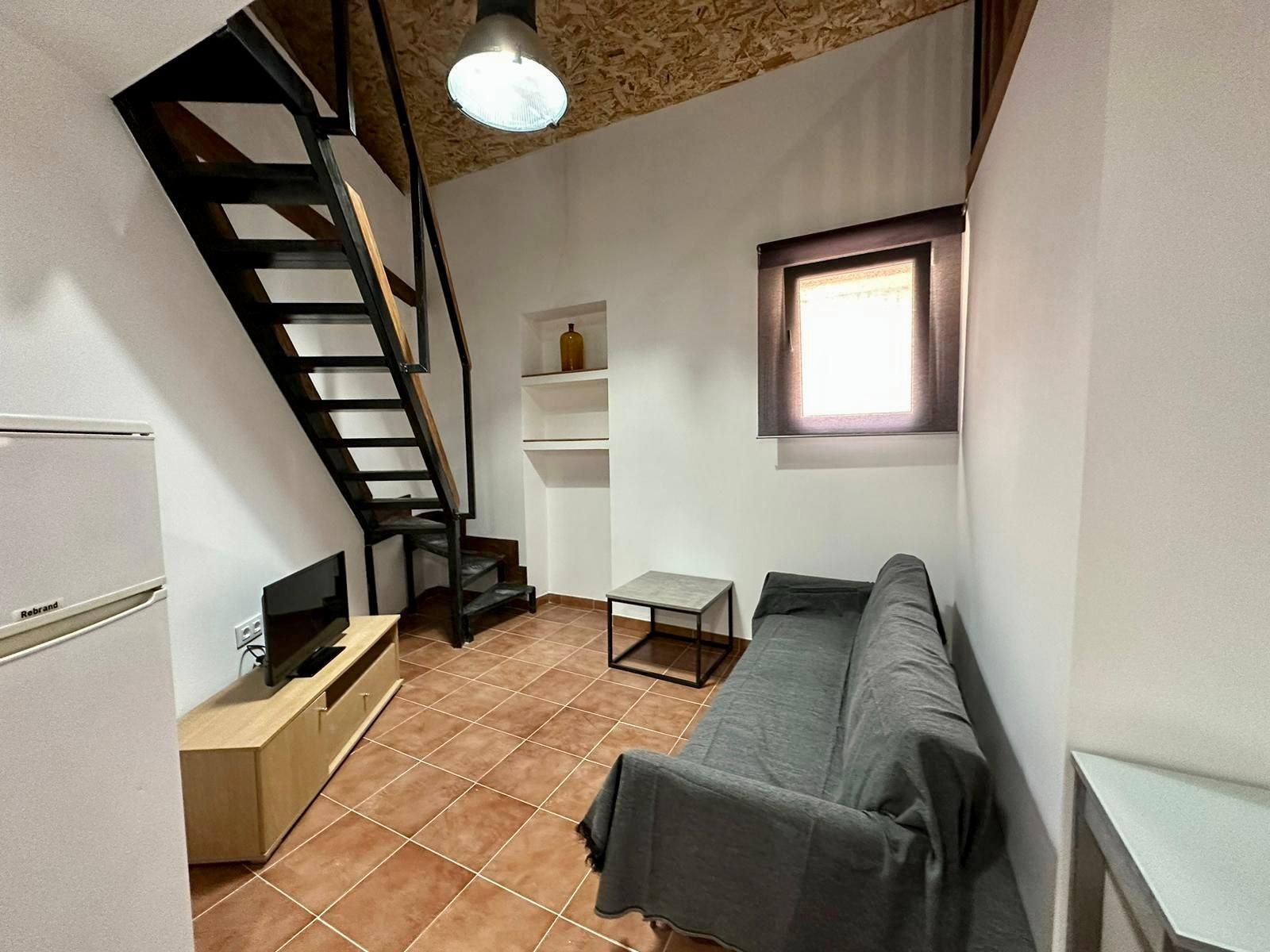 Planta baja to rent in Calle PROF ENRIQ TIERNO GALVAN, Zona Cantereria