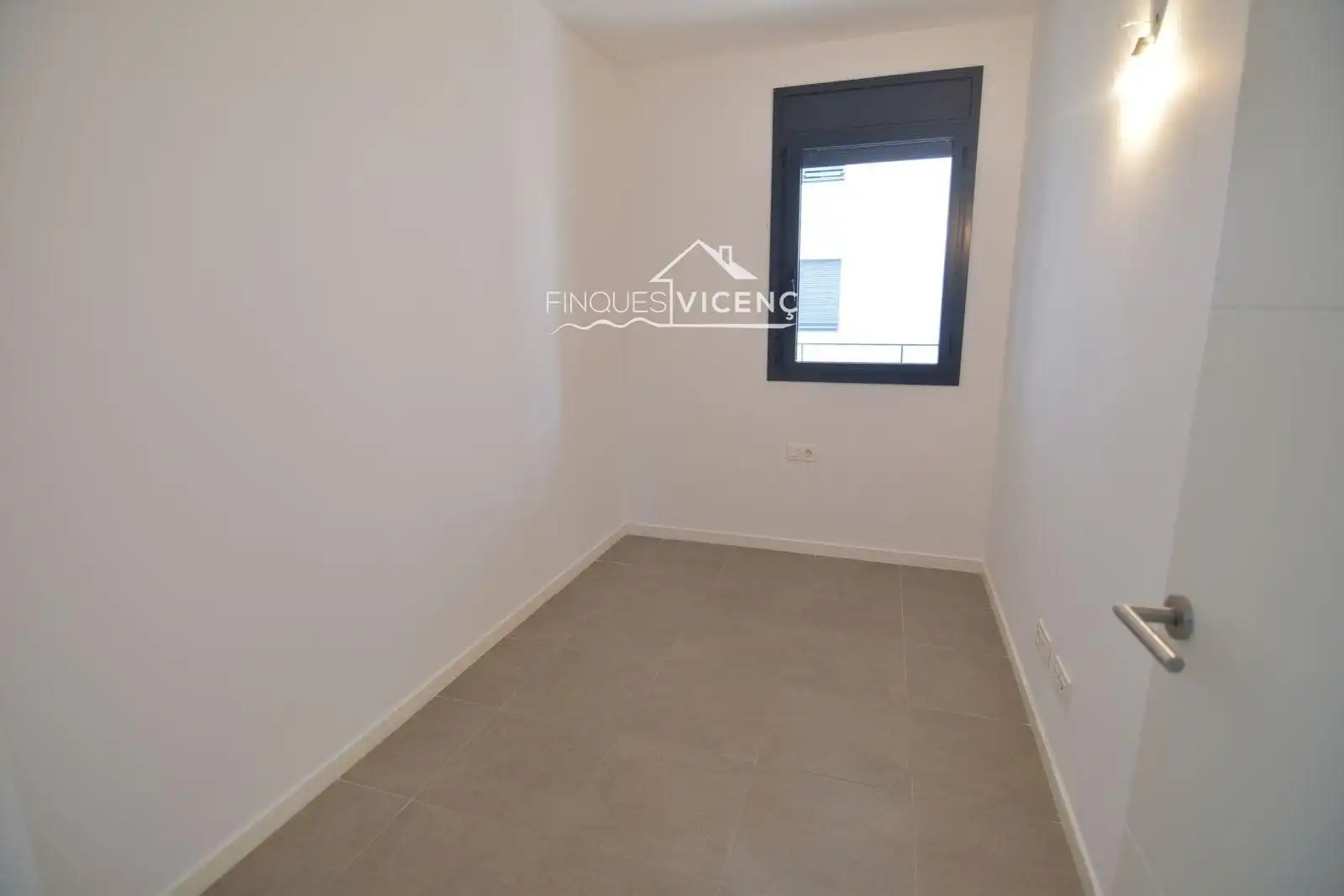 Schlafzimmer von Wohnung zur Miete in Calafell mit Klimaanlage, Heizung und Terrasse