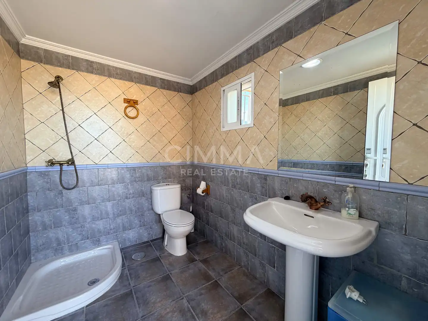 Bathroom of Detached homes for sale in La Nucia  with Air Conditioner, Heating and Private garden