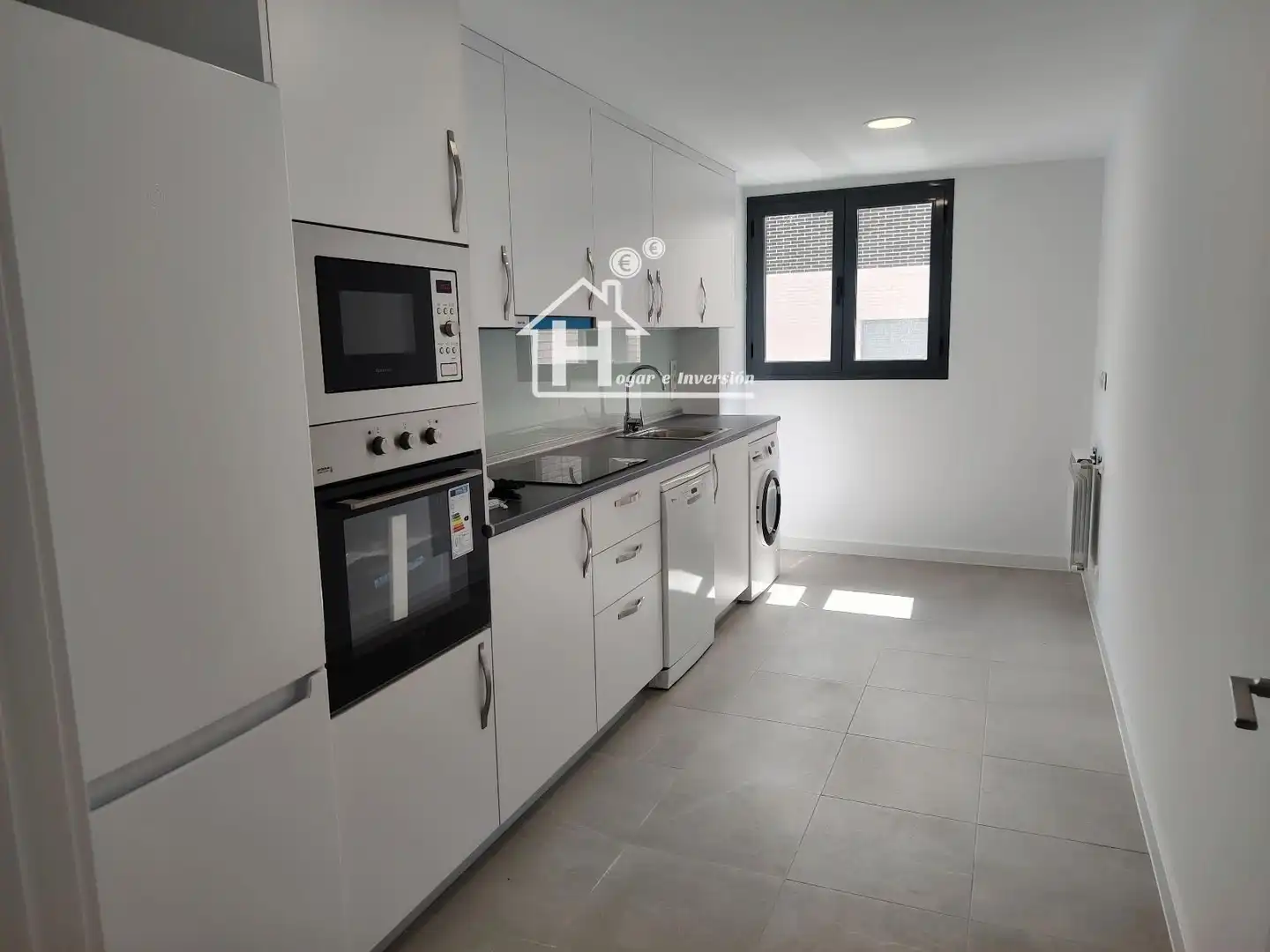 Cocina de Ático de alquiler en Guadalajara con Aire acondicionado, Calefacción y Terraza