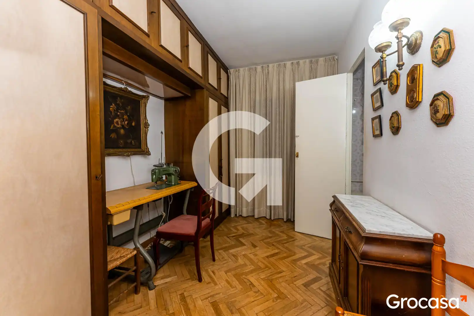 Habitación de Piso en venta en Cornellà de Llobregat con Aire acondicionado, Calefacción y Terraza