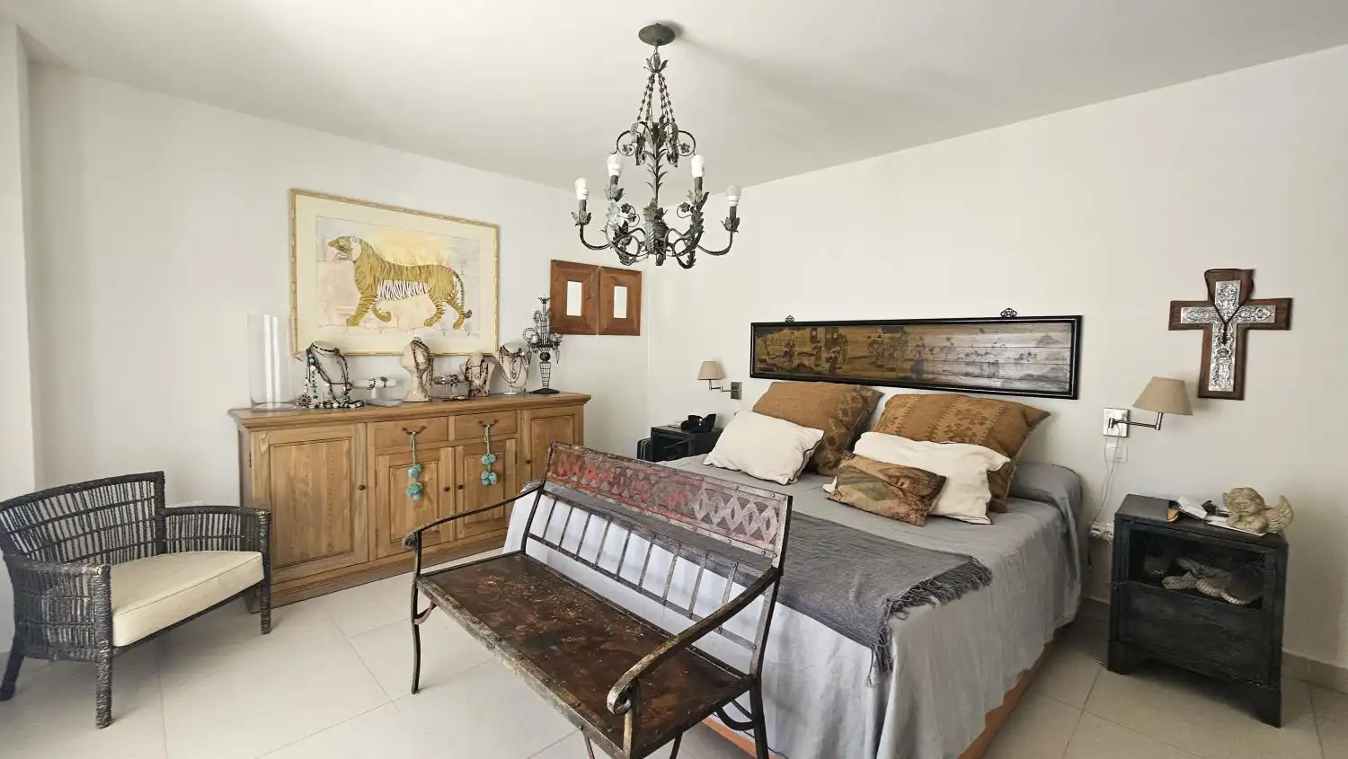 Dormitori de Apartament de lloguer en Sotogrande amb Aire condicionat, Calefacció i Terrassa