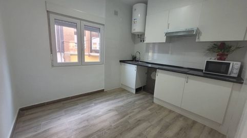 Foto 3 von Wohnung zum Verkauf in Avenida Oviedo, San Martín del Rey Aurelio, Asturias