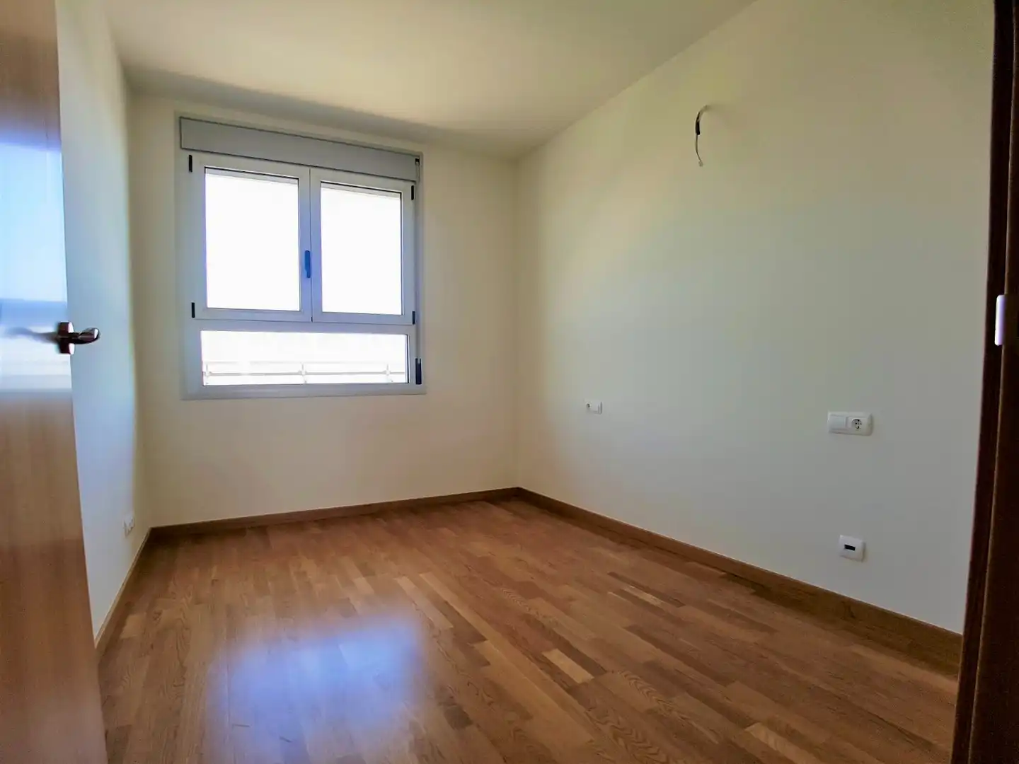 Dormitori de Àtic de lloguer en Sant Adrià de Besòs amb Aire condicionat, Calefacció i Parquet