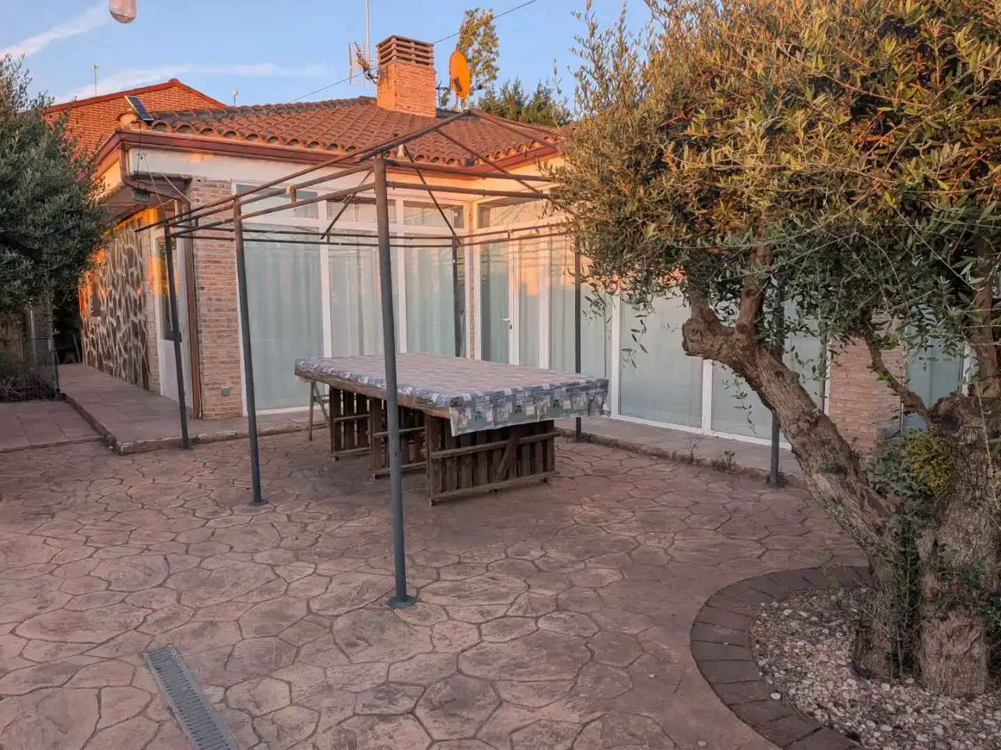 Terrassa de Pis en venda en Mejorada del Campo amb Aire condicionat i Piscina