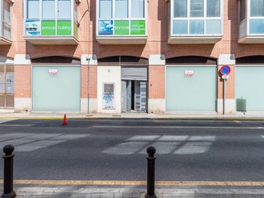 Local comercial de lloguer a Centro Urbano