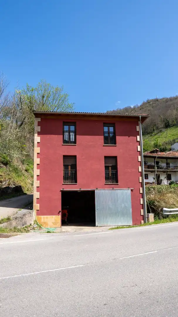 Vista exterior de Casa o xalet en venda en Aller