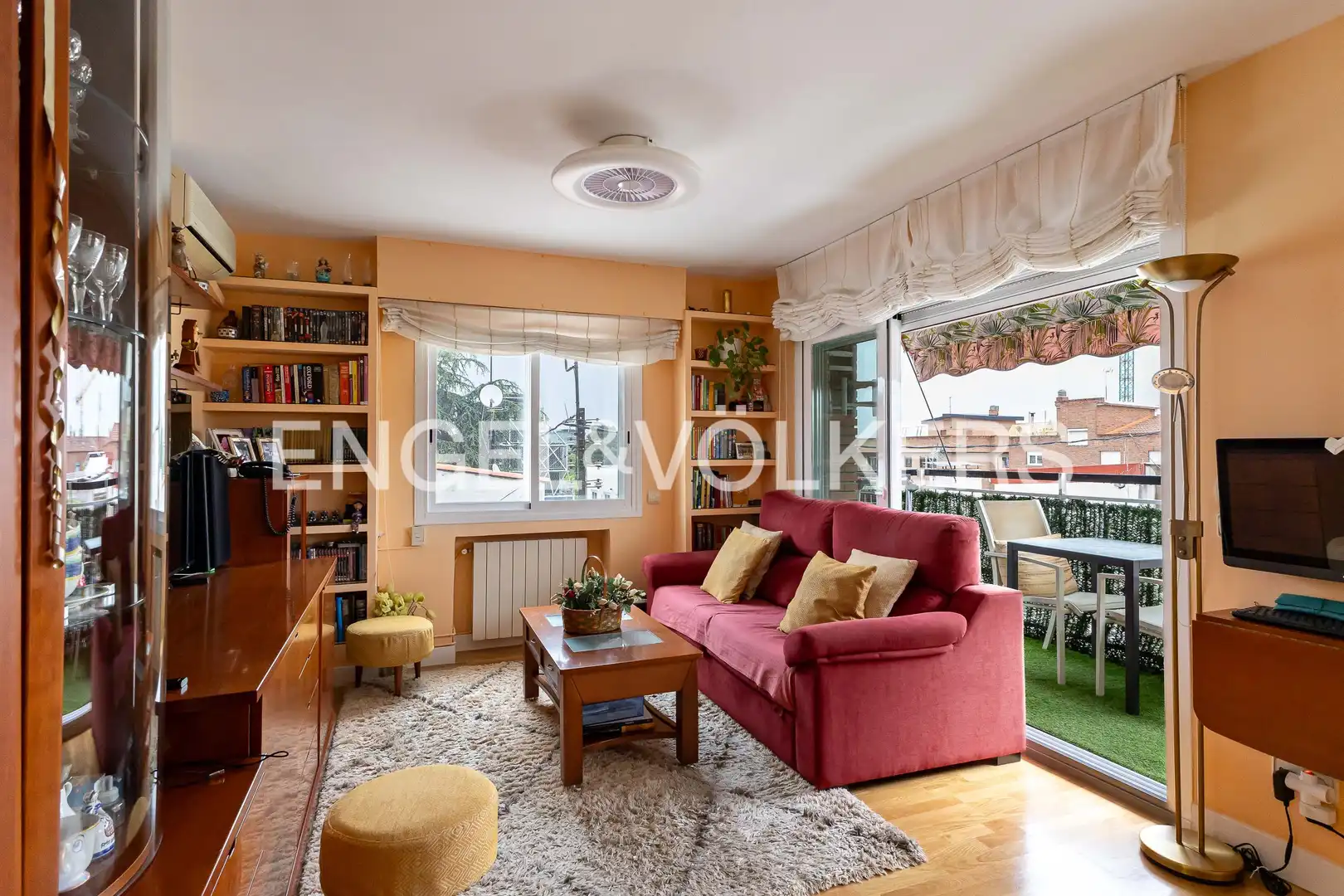 Sala de estar de Piso en venta en  Madrid Capital con Aire acondicionado, Calefacción y Terraza