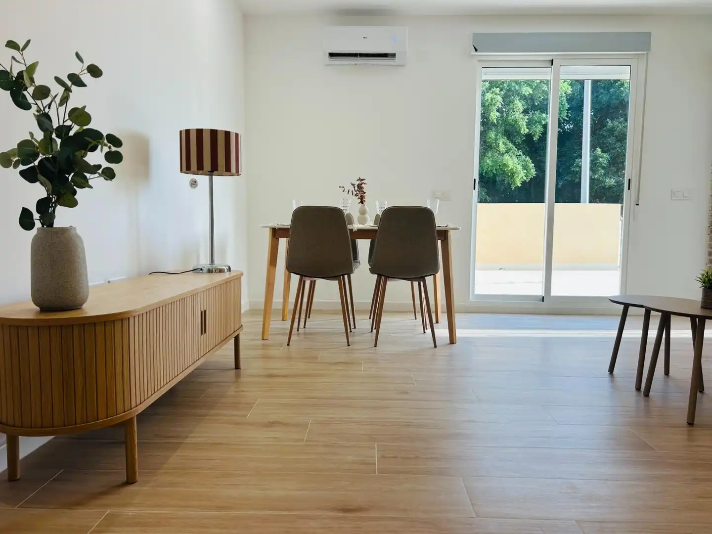 Menjador de Apartament en venda en Pilar de la Horadada amb Terrassa