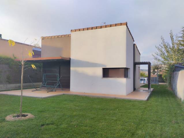 Casa-chalet en Venta en Calle SIERRA DE LA VIRGEN en Augusta Golf - La Charluca