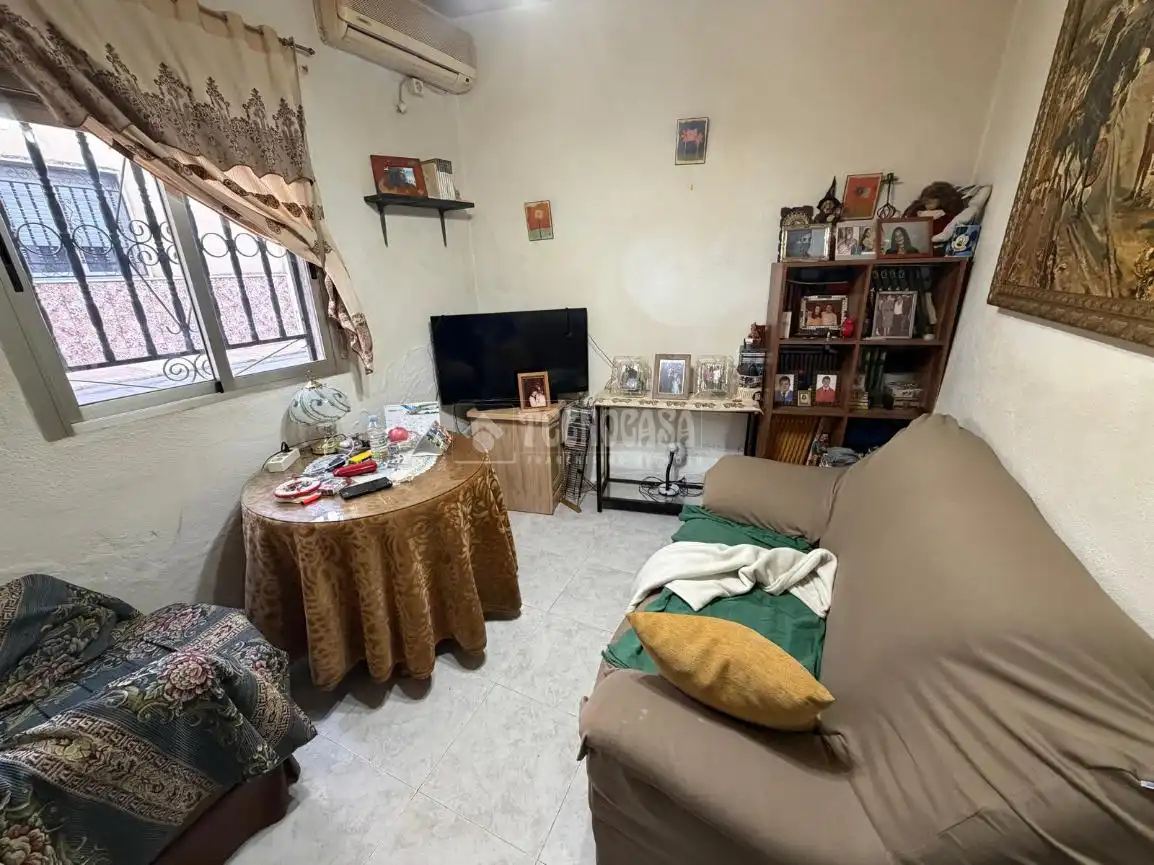 Living room of Detached homes for sale in Bailén  with Air Conditioner, Terrace and Balcony