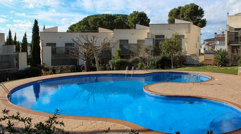 Foto 2 de Casa adosada en venta en Carrer Daró, Port - La Cota - Puig Sec, Girona