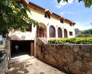 Exterior view of Country house for sale in Palau-solità i Plegamans  with Air Conditioner and Terrace