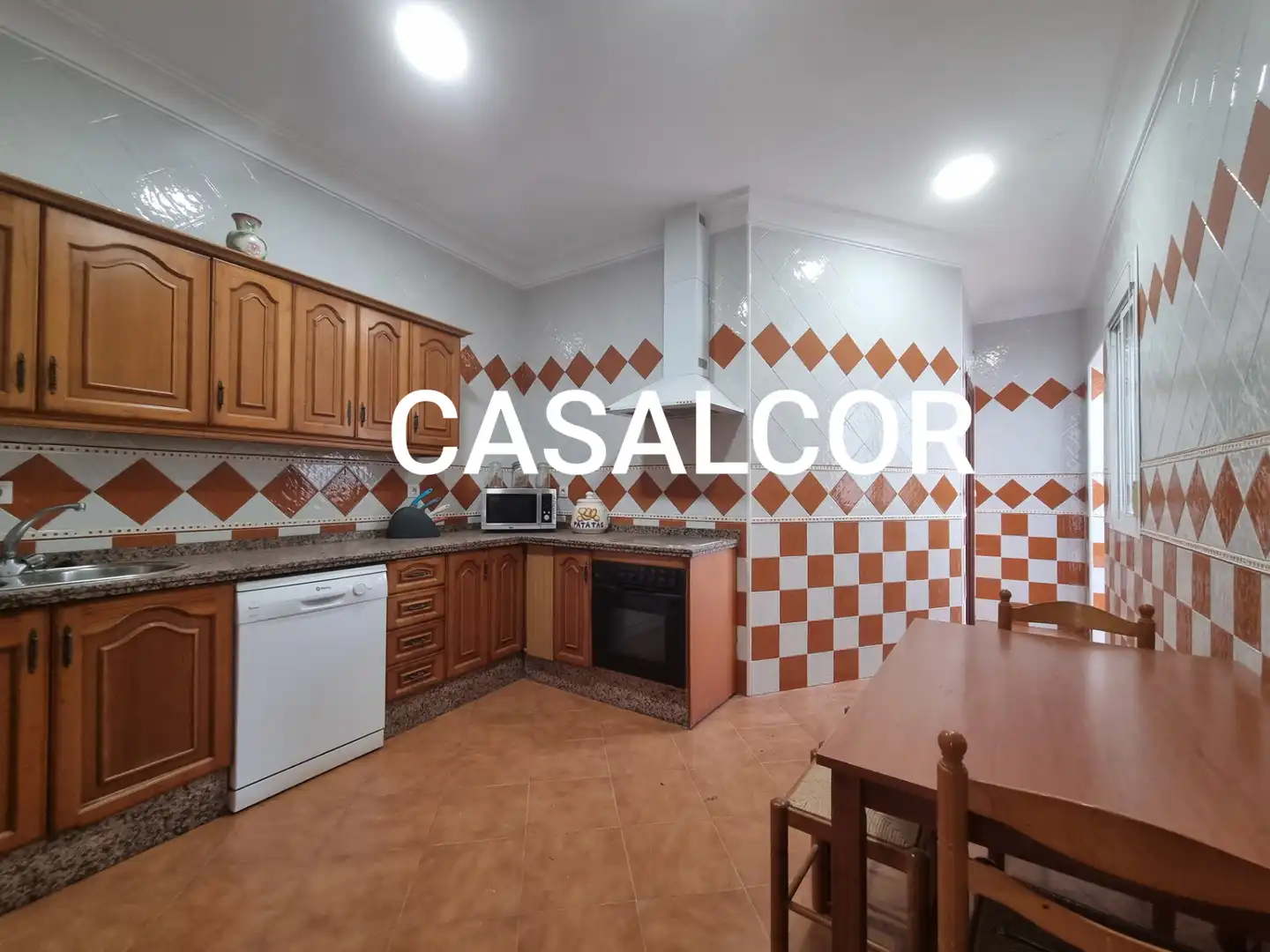 Cocina de Casa o chalet de alquiler en El Viso del Alcor con Aire acondicionado y Amueblado