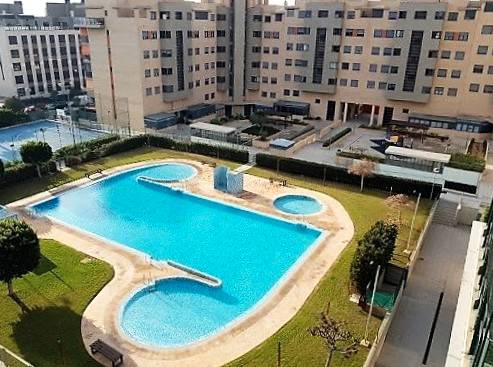 Piso en Alquiler en Paus - Poligono San Blas