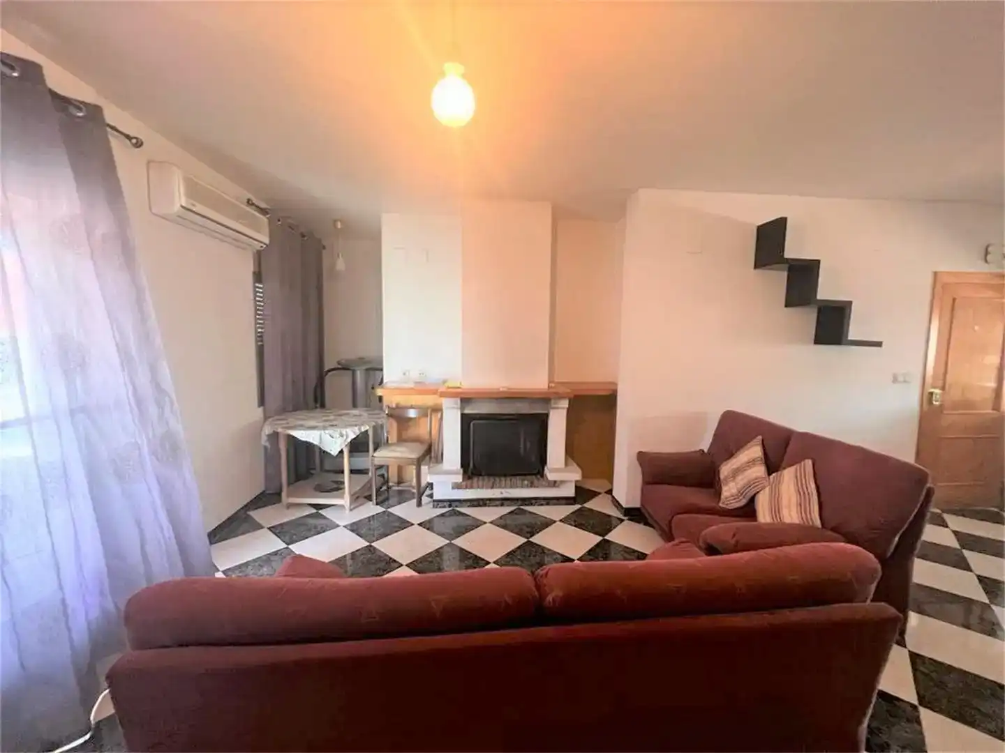 Sala d'estar de Àtic en venda en Elche de la Sierra amb Aire condicionat
