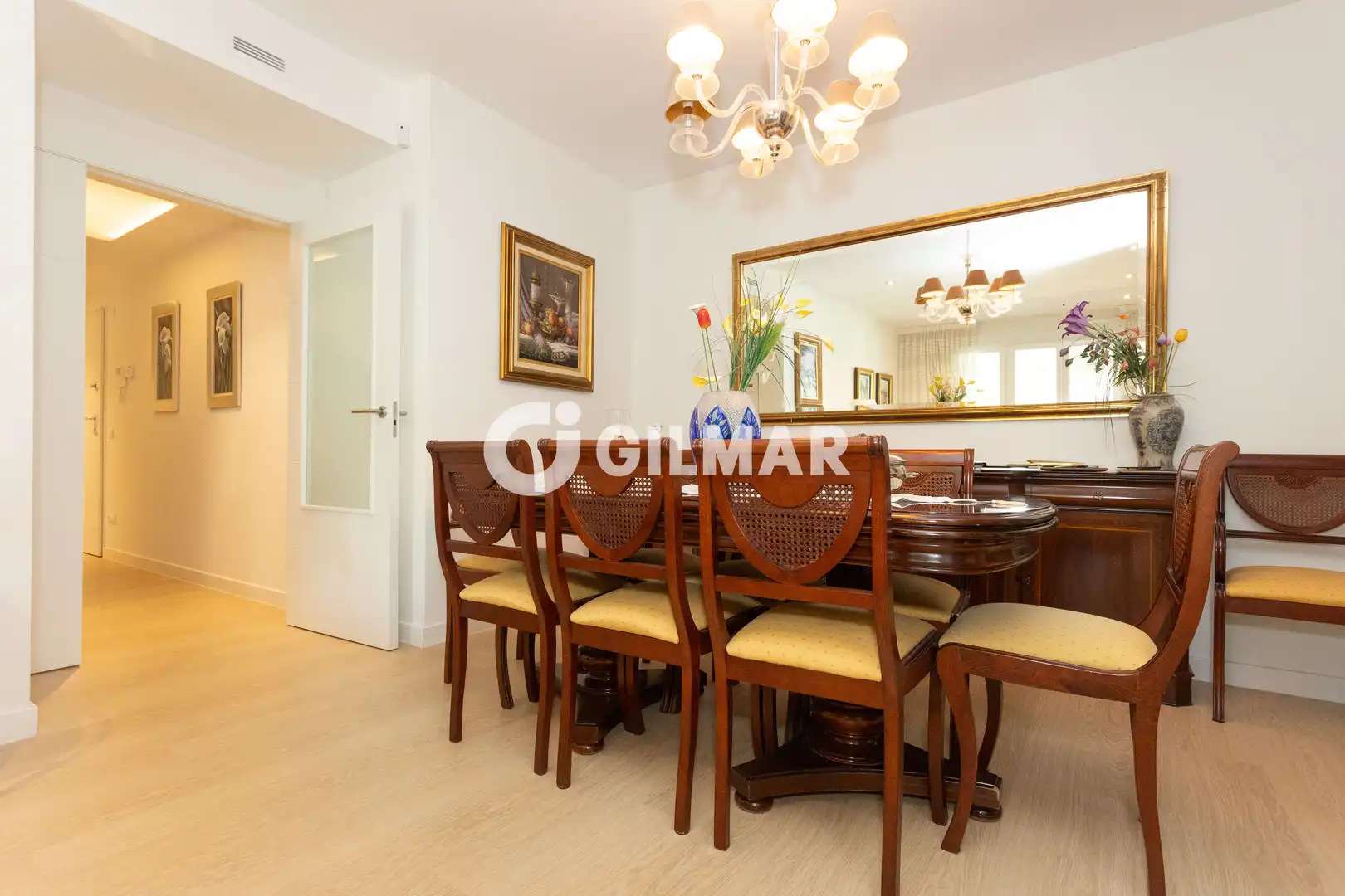 Comedor de Piso en venta en Madrid con Calefacción, Trastero y Piscina