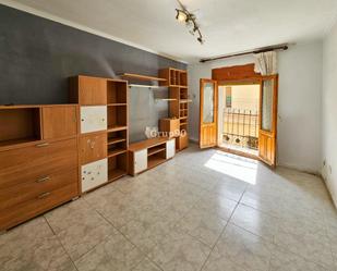 Sala d'estar de Finca rústica en venda en Alguaire amb Balcó