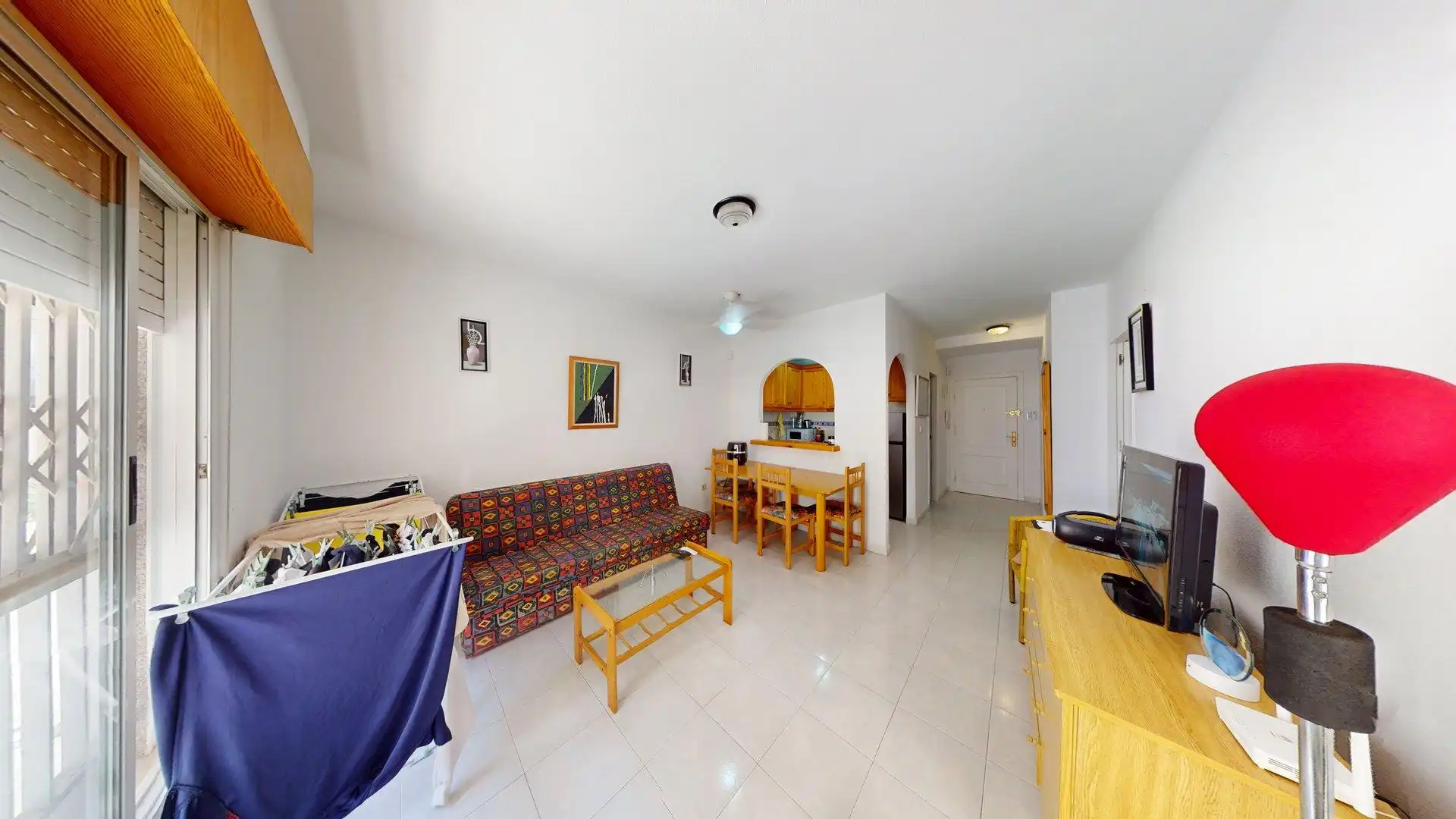 Sala d'estar de Planta baixa en venda en Torrevieja amb Moblat i Balcó