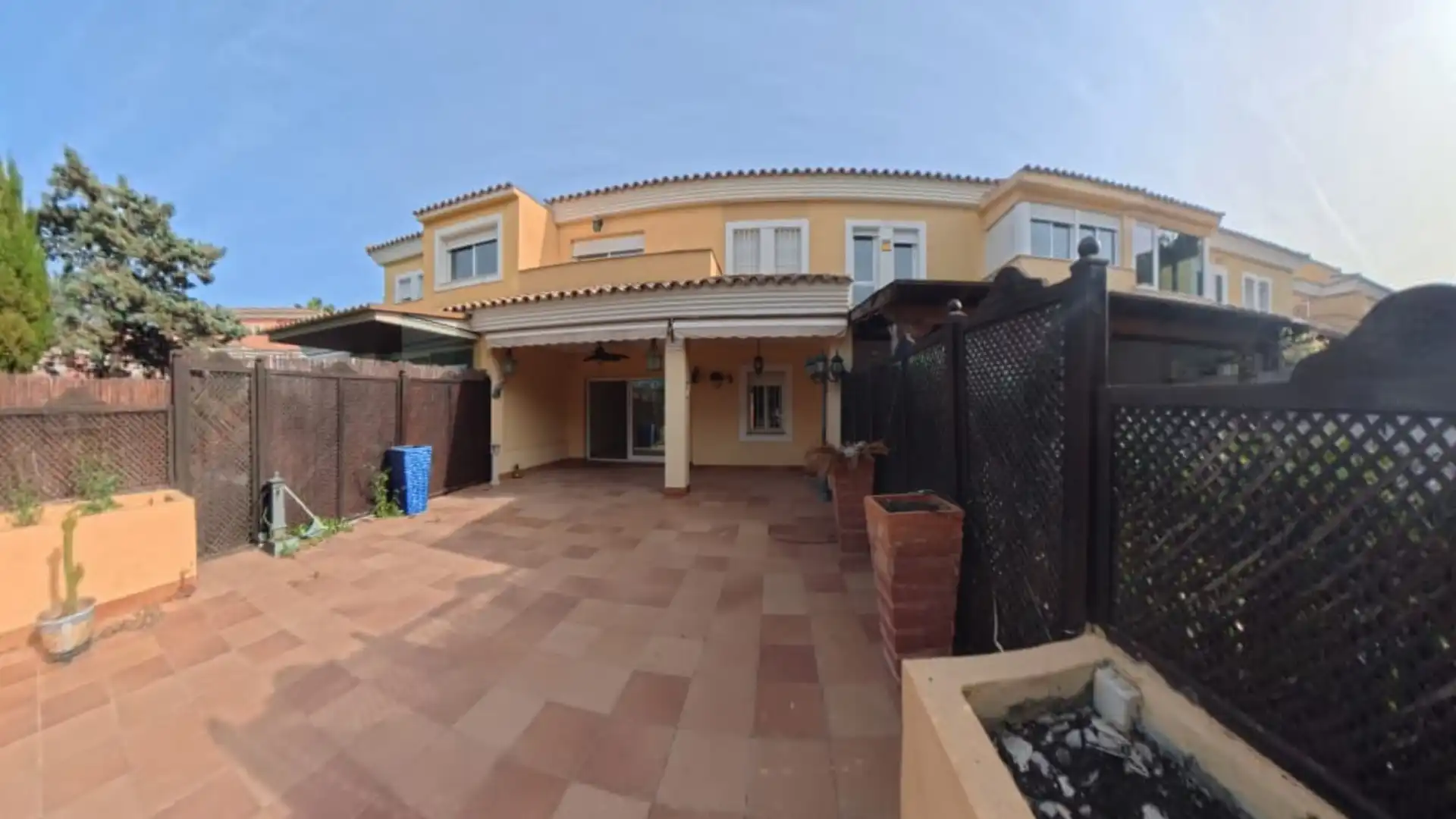 Villa avec piscine à vendre à Avenida Pintor Fernando Soria, imagen 2
