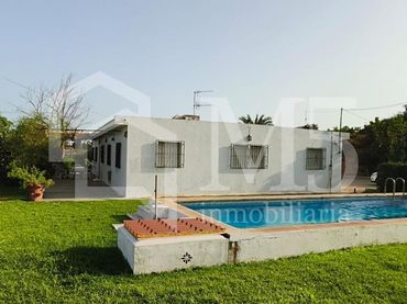 Landhaus mit Pool zum Verkauf in Torre del Mar