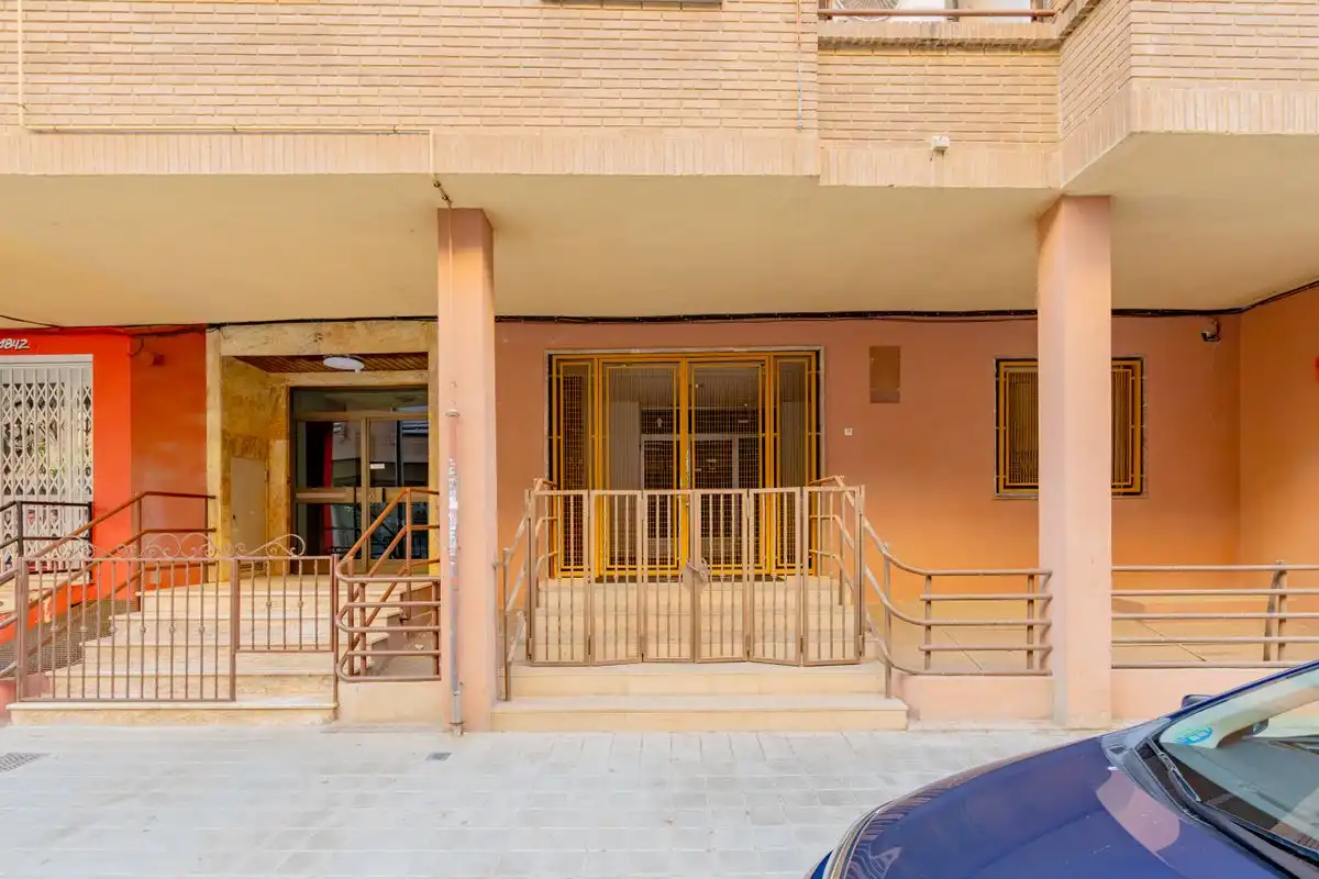 Local commercial à vendre à Carrer del Regne de València