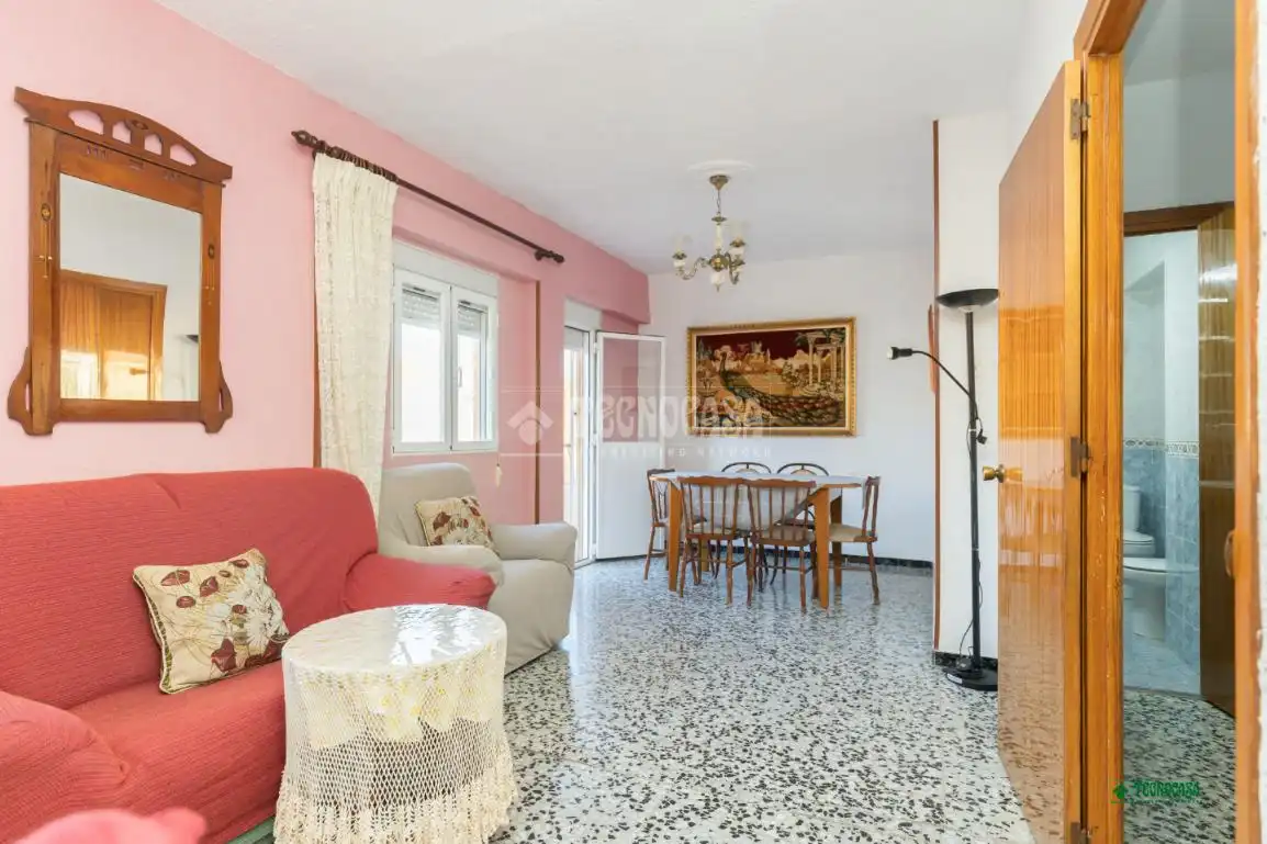 Sala de estar de Piso en venta en Almería con Aire acondicionado