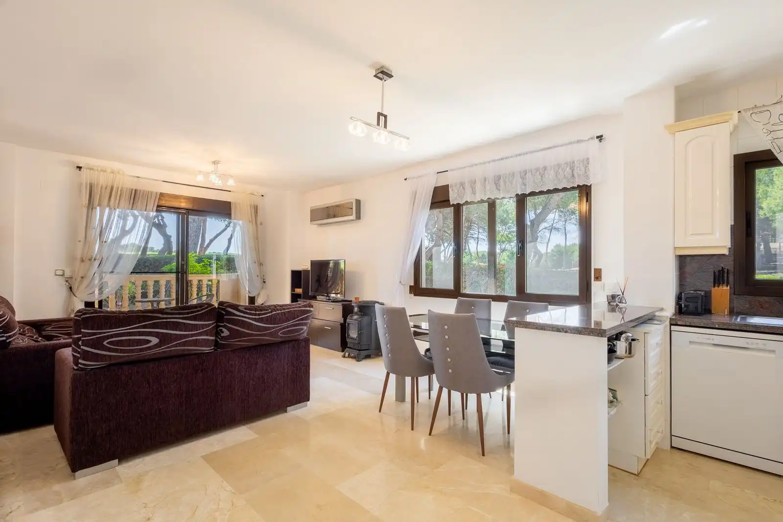 Menjador de Apartament en venda en Orihuela amb Terrassa