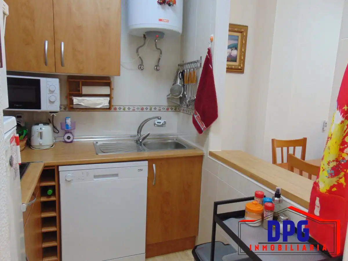 Cocina de Apartamento en venta en Garrucha con Aire acondicionado, Terraza y Amueblado