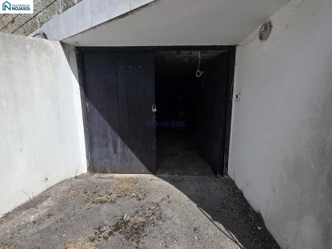 Aparcament de Casa o xalet en venda en Bareyo amb Calefacció, Jardí privat i Terrassa