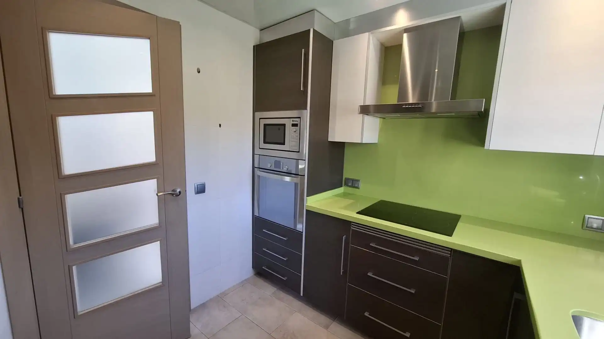 Cocina de Casa o chalet en venta en Vallirana con Aire acondicionado, Calefacción y Terraza