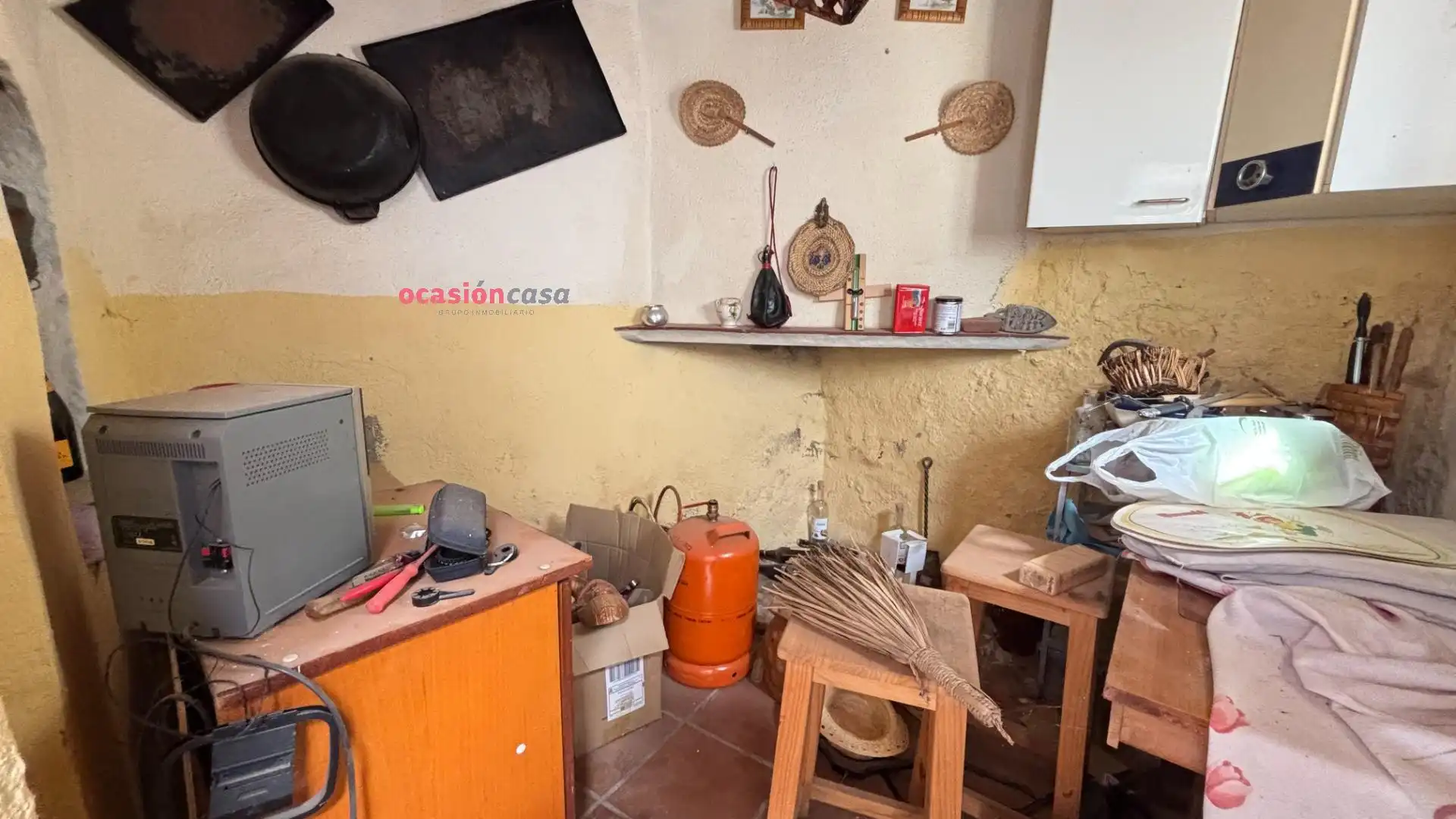 Kitchen of Houses for sale in Espiel, Córdoba