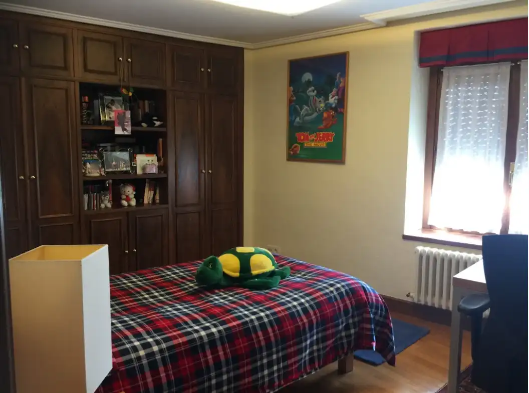 Bedroom of Detached homes for sale in Vitoria - Gasteiz  with Heating, Swimming Pool and Jacuzzi