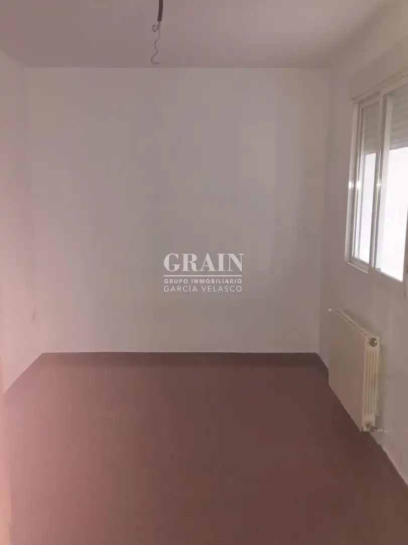 Jardín de Piso en venta en Albacete con Calefacción y Balcón