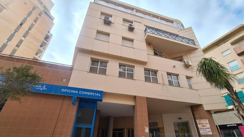 Vista exterior de Local en venda en Dalías