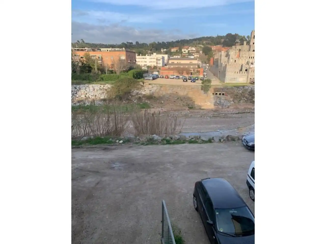 Vista exterior de Local en venta en Terrassa