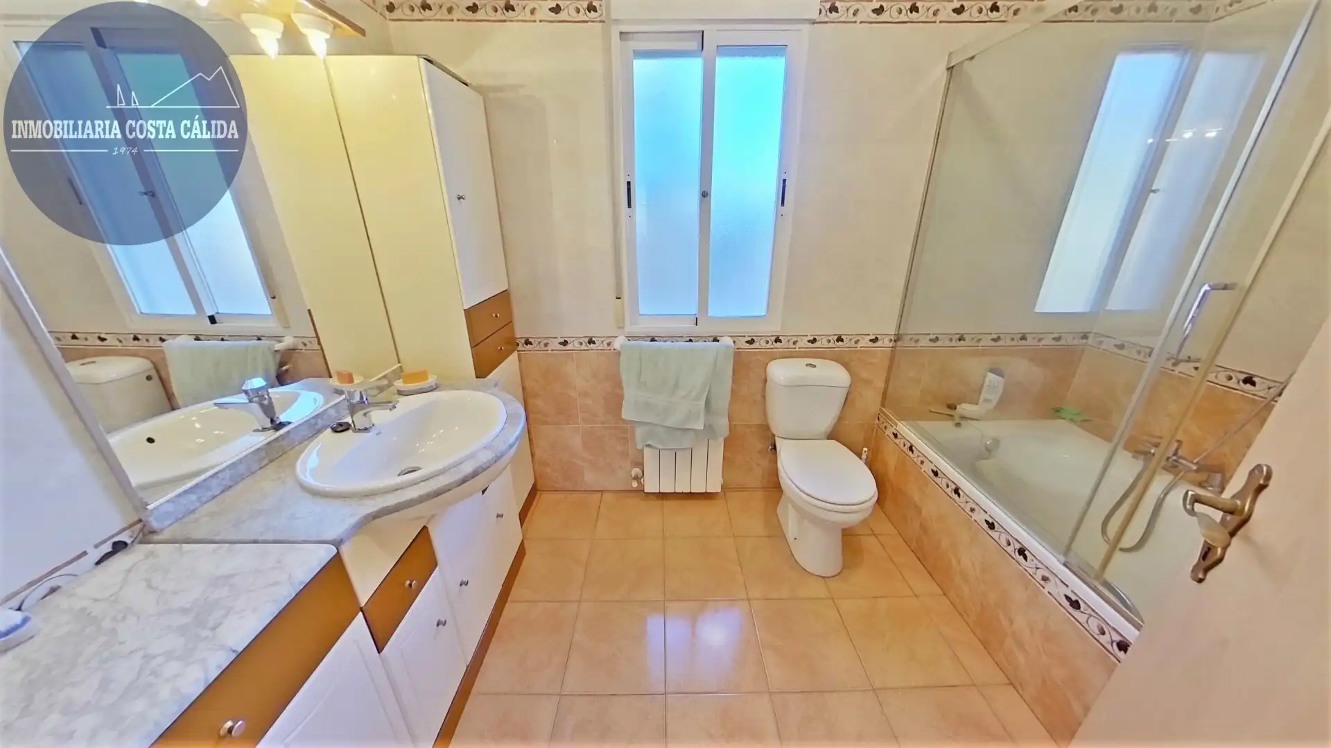 Baño de Casa o chalet en venta en Águilas con Aire acondicionado, Calefacción y Jardín privado