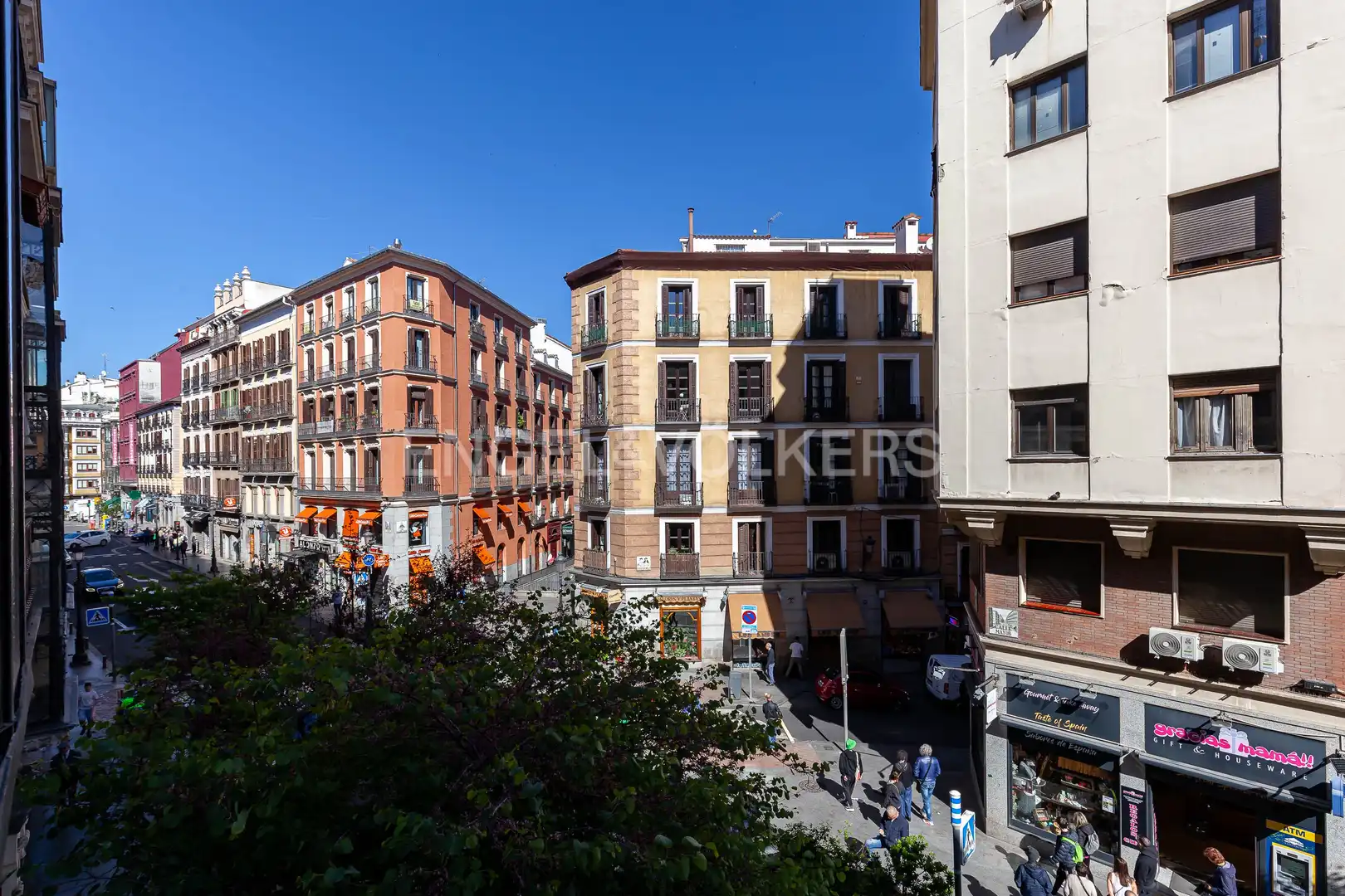 Außenansicht von Wohnung zur Miete in Madrid mit Klimaanlage, Heizung und Möbliert