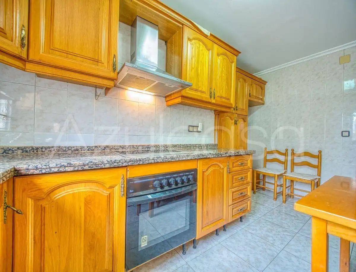 Cocina de Casa o chalet en venta en Alicante / Alacant con Aire acondicionado, Terraza y Trastero