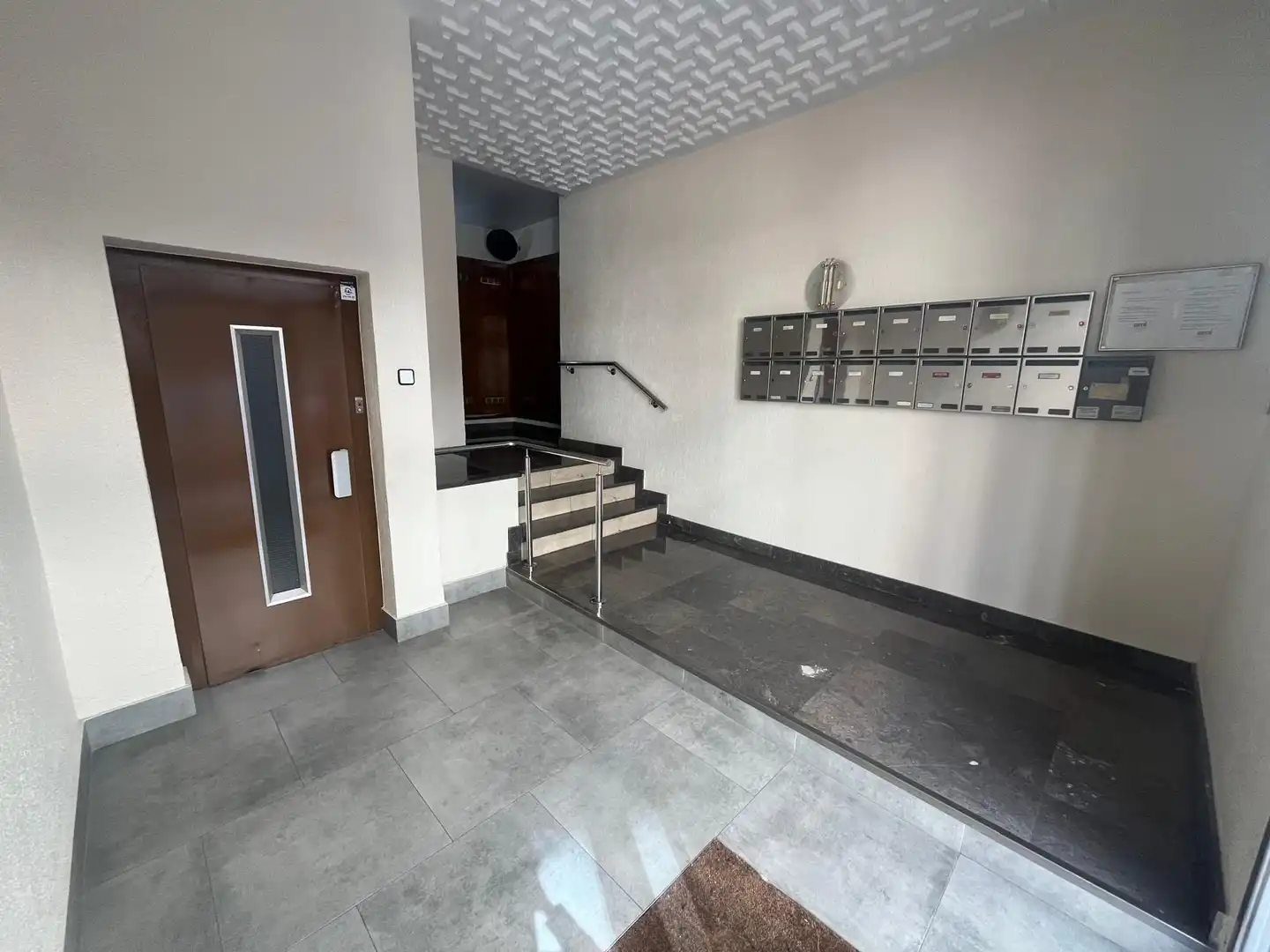 Appartamento con terrazza in vendita a Calle de los Cereros 17, imagen 2