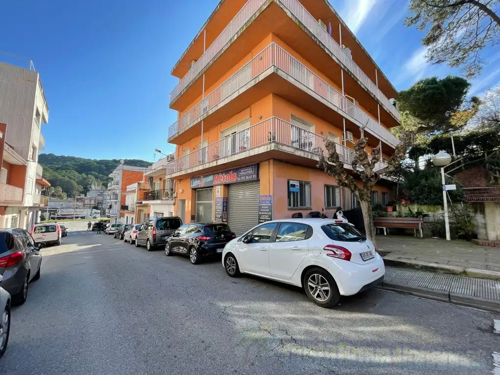Gewerbefläche zum Verkauf in Calle Alhambra, imagen 2