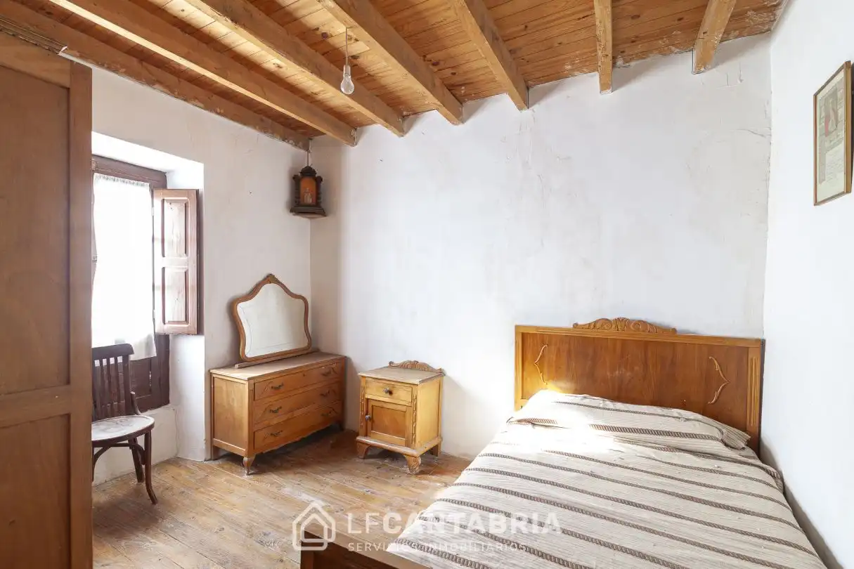 Bedroom of Houses for sale in Vega de Liébana