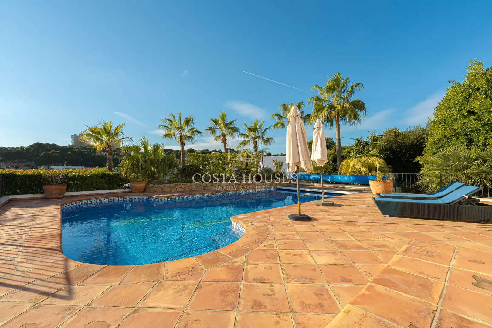Vista exterior de Casa o xalet en venda en Moraira amb Aire condicionat, Calefacció i Jardí privat
