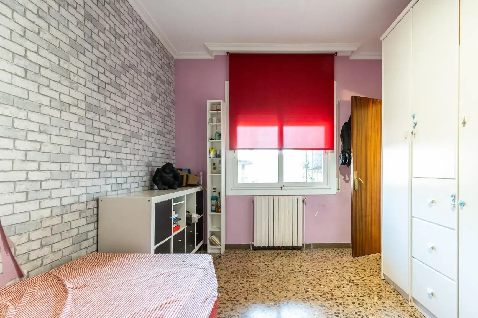 Habitación de Casa o chalet en venta en Terrassa con Aire acondicionado, Calefacción y Jardín privado