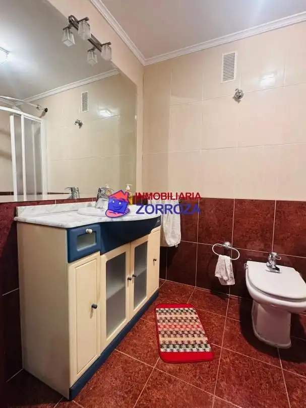 Piso en venta en Calle Los Caserios, Centro
